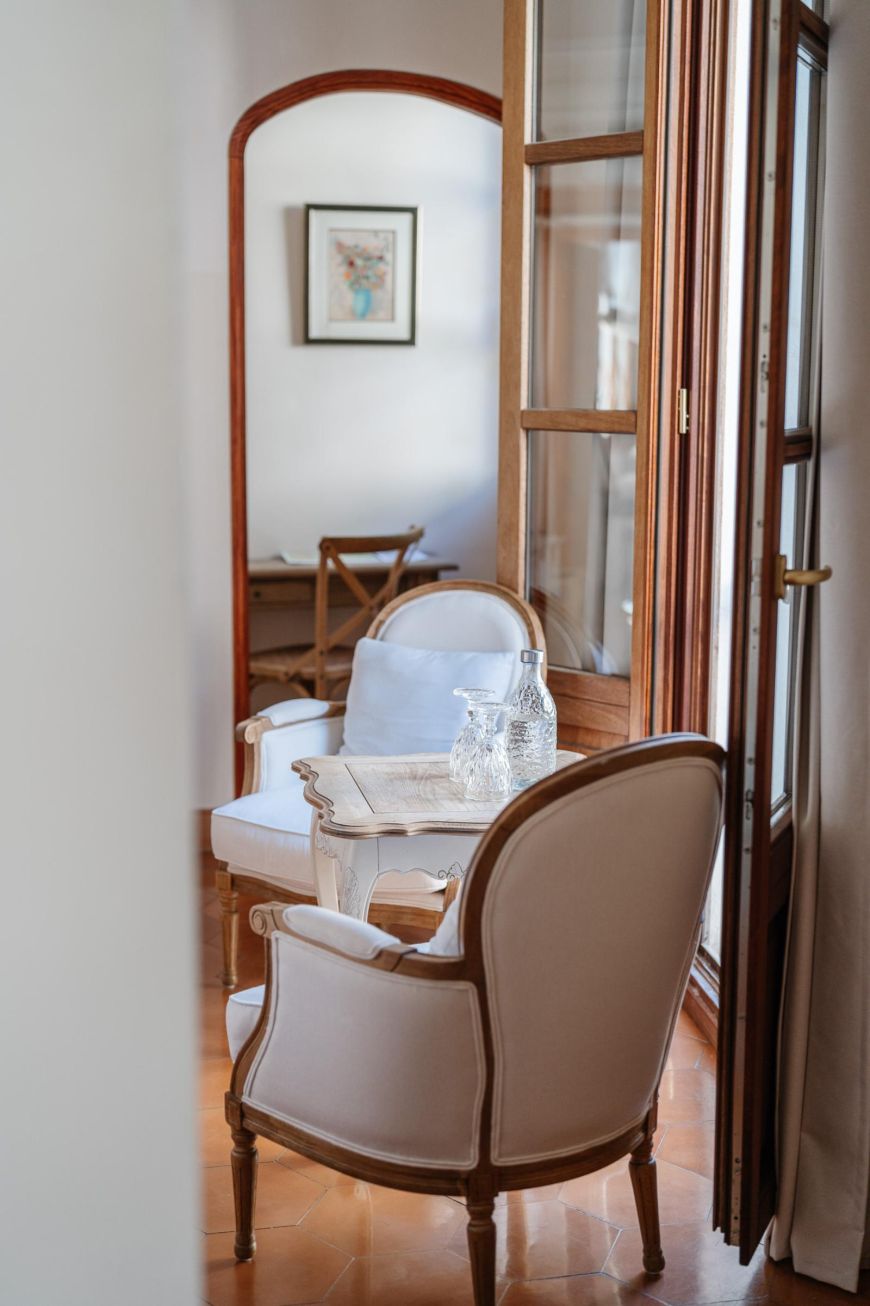 Detalle mesa auxiliar Superior